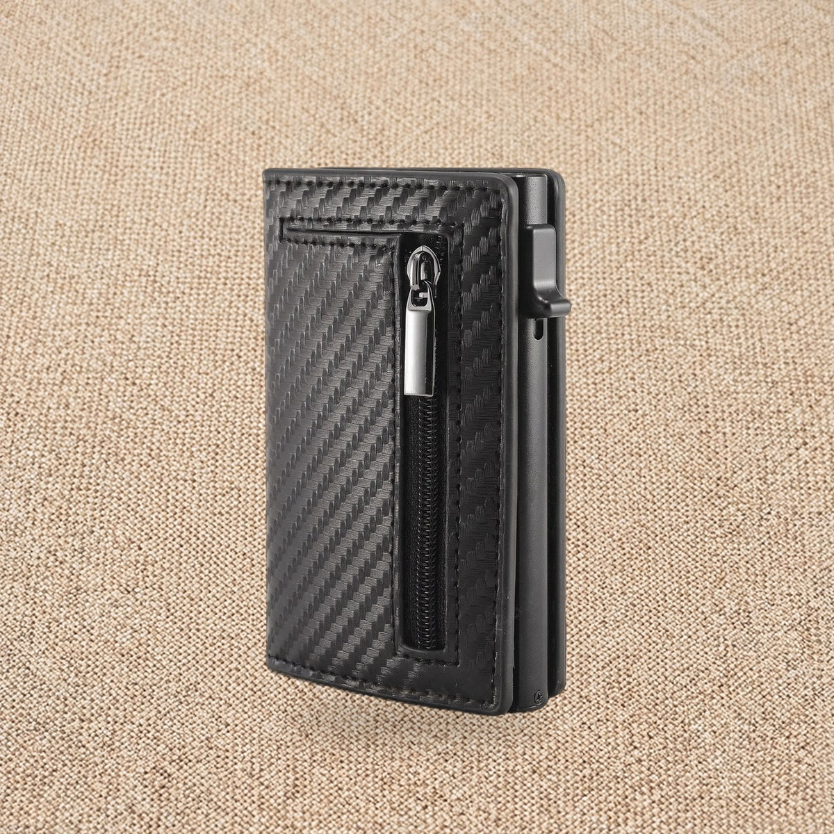Porte-cartes aluminium RFID à éjection — Le Blindé, coloris Carbone noir