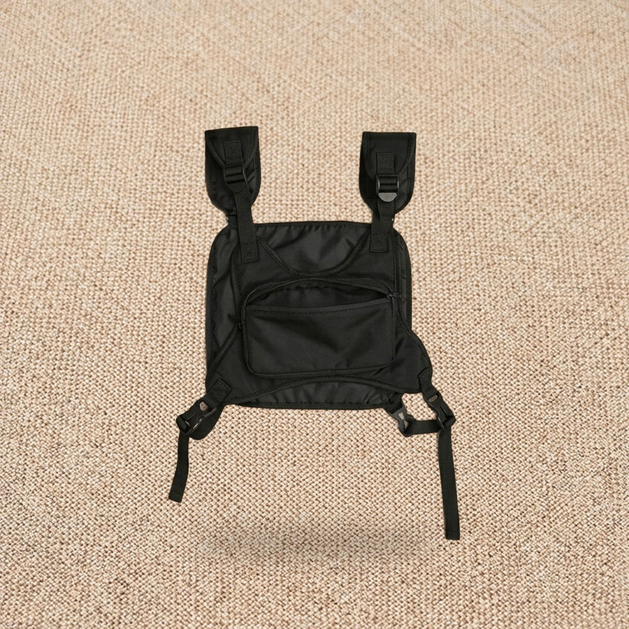 Sac de poitrine homme grande capacité streetwear — Le Tactique, coloris Noir, vue de dos