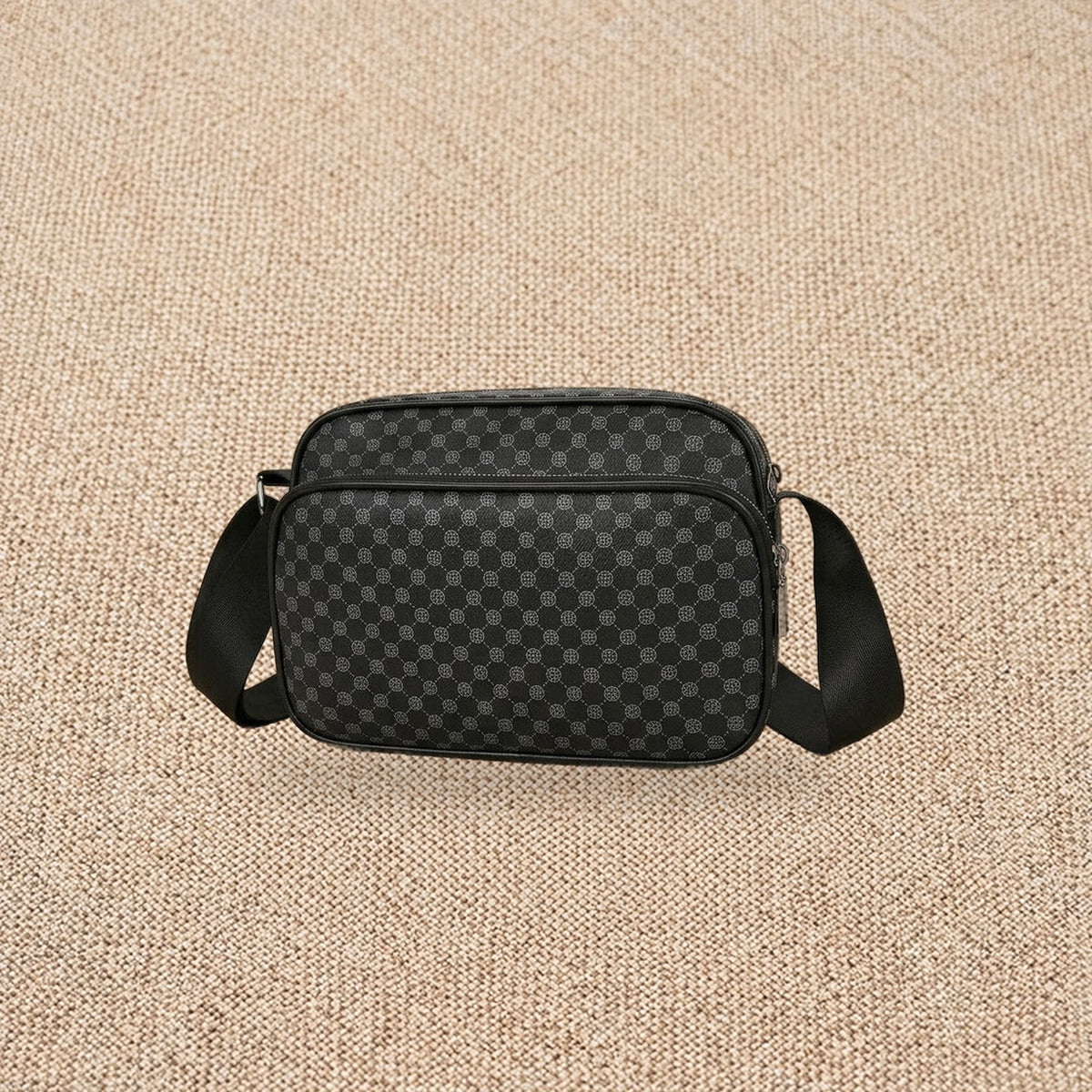 Sacoche bandoulière homme business légère — Le Cadre, coloris Noir damier intégral, vue de face